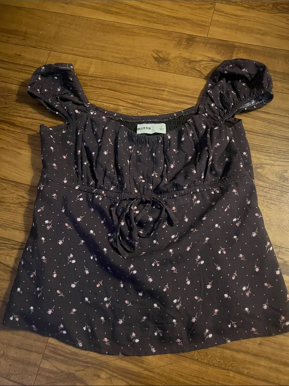 Hollister Pink and Brown Floral Women’s Top